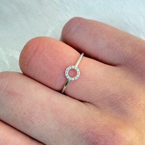 14k White Gold Open Circle Diamond Ring